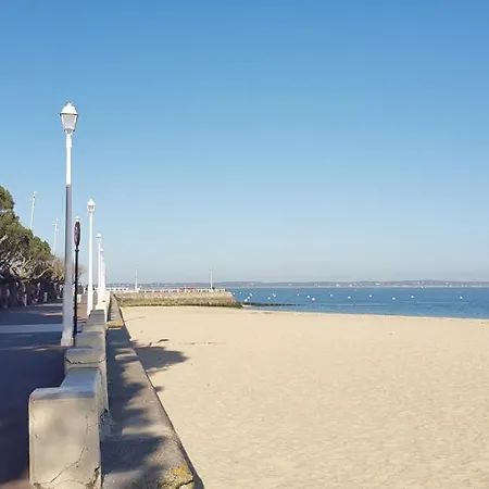 2 Pieces, Idealement Situe Plage Et Centre * Arcachon