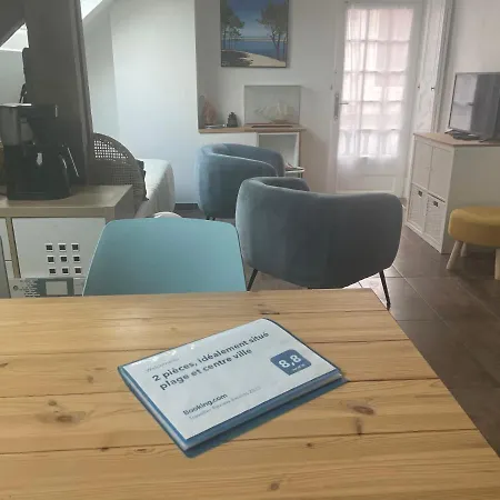 2 Pieces, Idealement Situe Plage Et Centre Apartment *